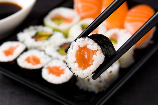 Sushi Etiquette: 8 Things to Avoid